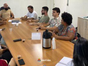 Ubatuba discute regulamentação de casamentos na praia