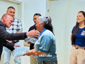 Investimento e valorização: Equipe da UPA Maranduba recebe novos uniformes