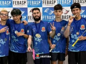 Equipe de badminton de Ubatuba conquista oito medalhas em Itapeti