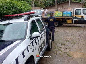 Ubatuba: Operação conjunta fiscaliza comércios e realiza apreensões