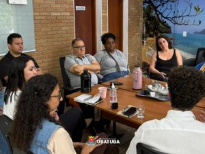 Prefeitura discute implantação de projeto sustentável com cooperativa local