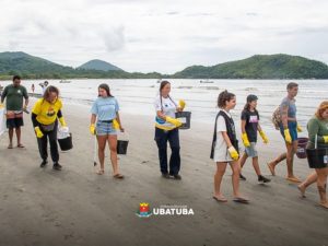 Verão no Clima mobiliza comunidade em ação ambiental em Ubatuba