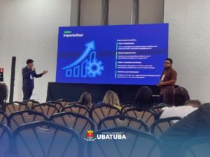 Ubatuba participa de painel e recebe prêmio em evento de tecnologia