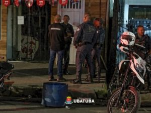 Operação integrada fiscaliza estabelecimentos comerciais em Ubatuba