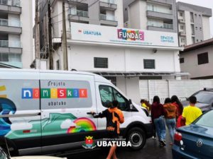 Jovens do Namaskar participam de oficina de informática na Fundac