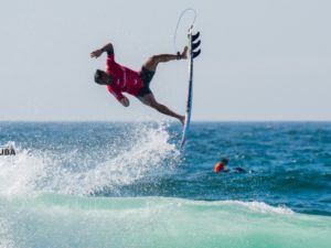 Surfistas de Ubatuba se destacam na disputa por vagas na elite mundial