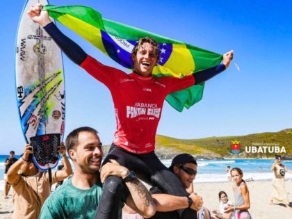 Ryan Kainalo garante vaga no Championship Tour de 2027